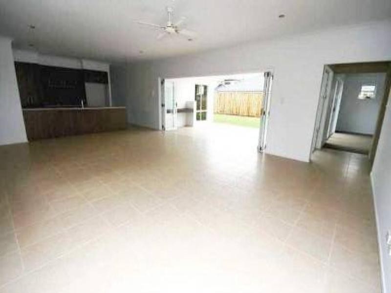 123 Bayswater Avenue, Varsity Lakes QLD 4227