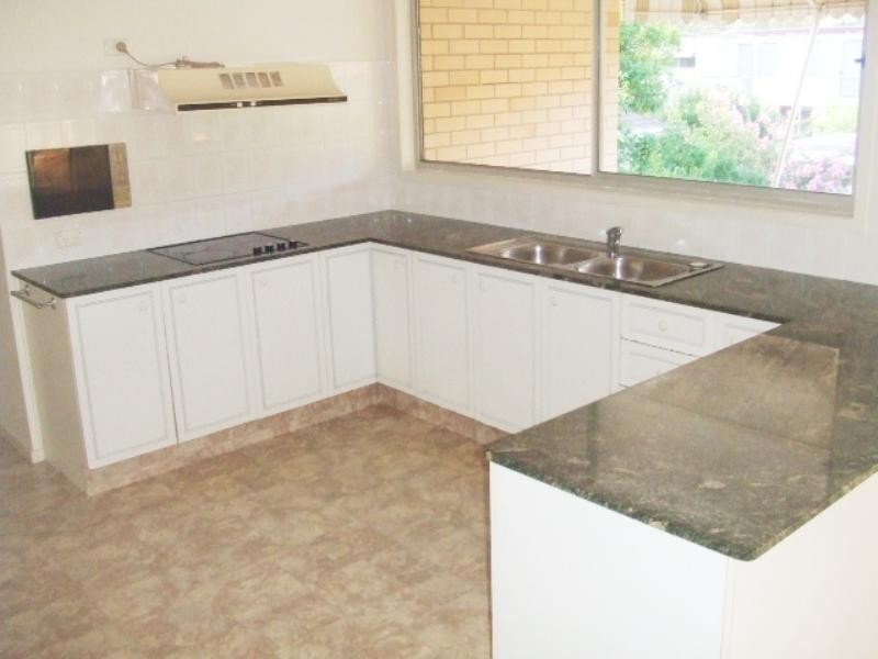 15 Awoonga Avenue, Burleigh Heads QLD 4220