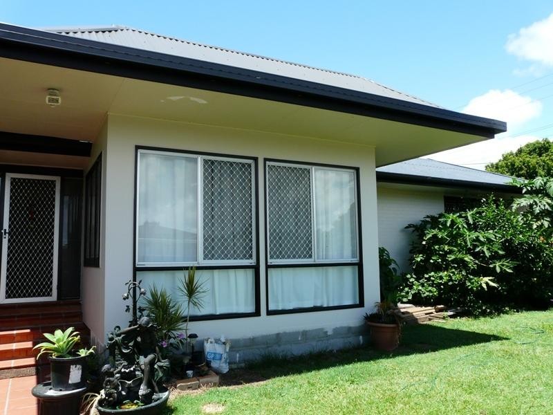 106 Central Street, Labrador QLD 4215