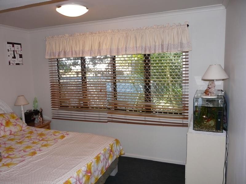 106 Central Street, Labrador QLD 4215