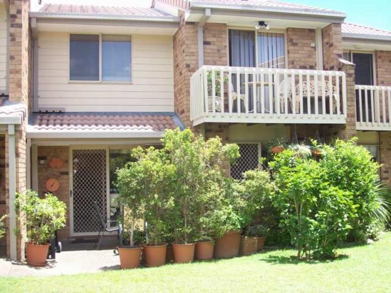 5/280 Christine Avenue, Varsity Lakes QLD 4227