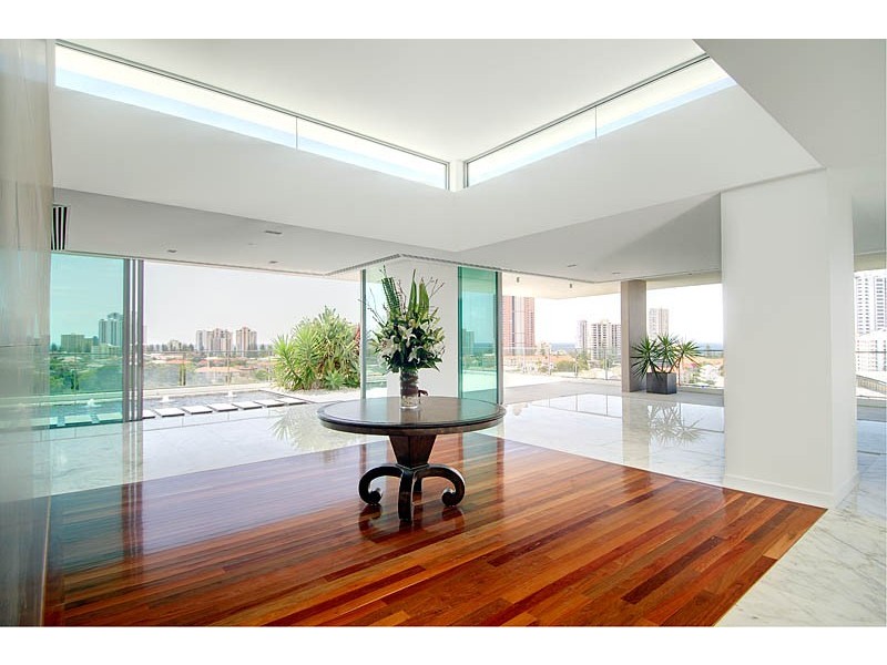 33 T E Peters Drive, ‘Freshwater Point’, Broadbeach QLD 4218