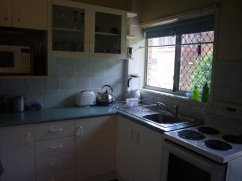 1/123 Old Burleigh Road, Broadbeach QLD 4218