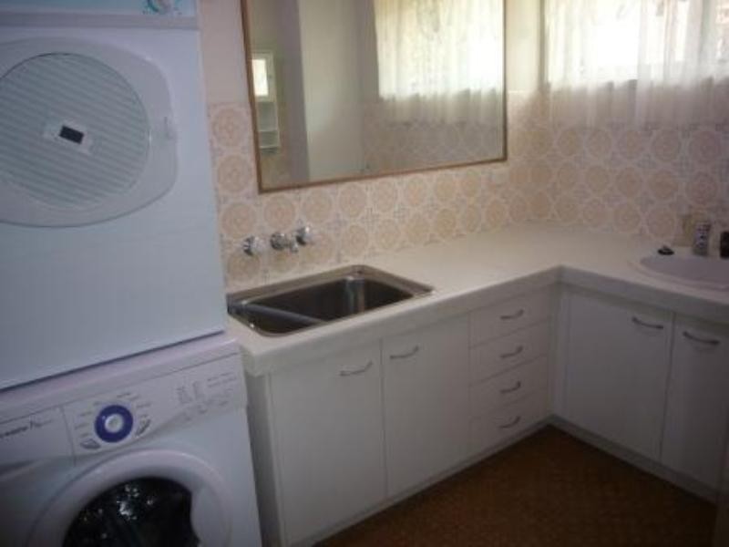 1/123 Old Burleigh Road, Broadbeach QLD 4218