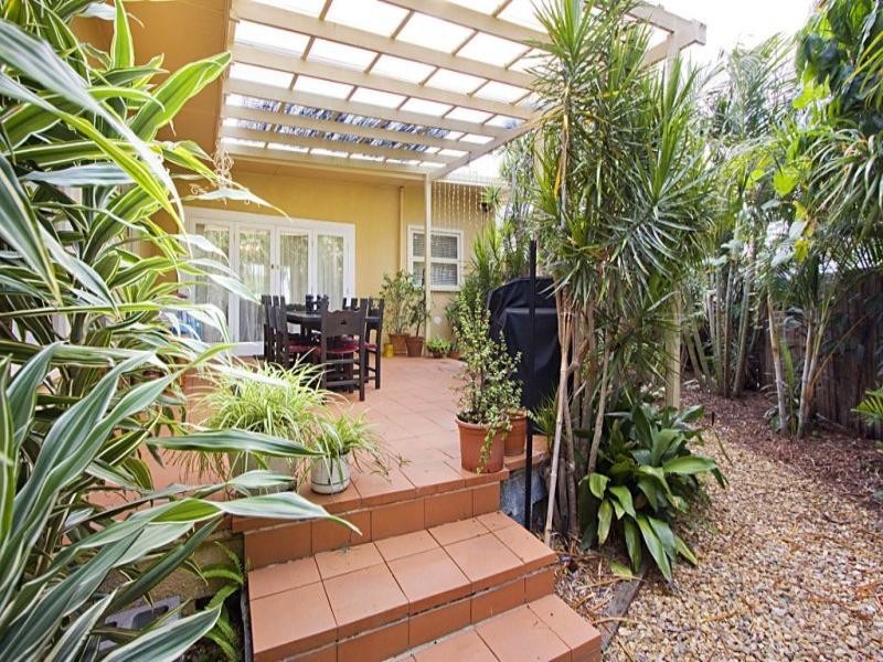 Broadbeach Waters QLD 4218