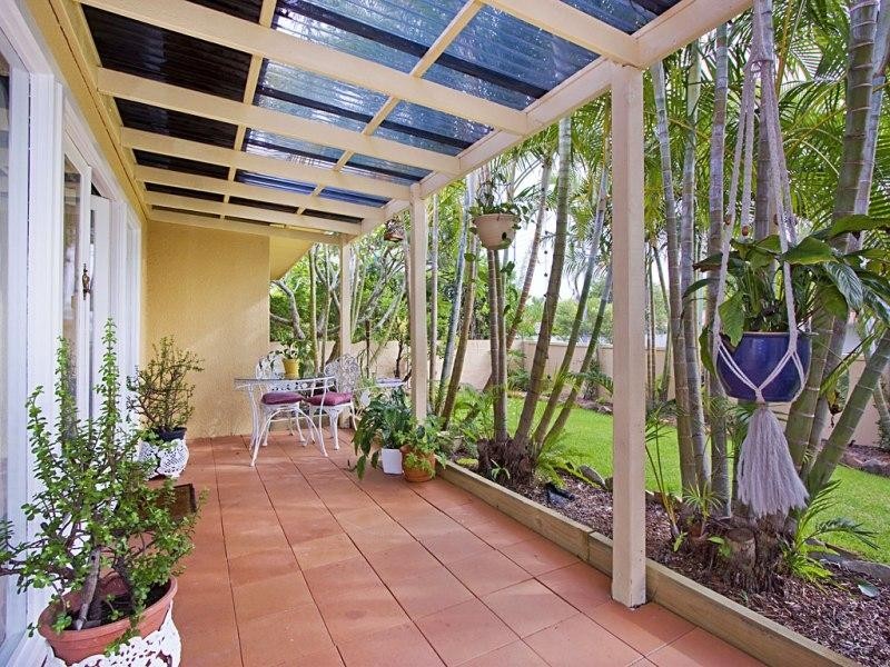 Broadbeach Waters QLD 4218