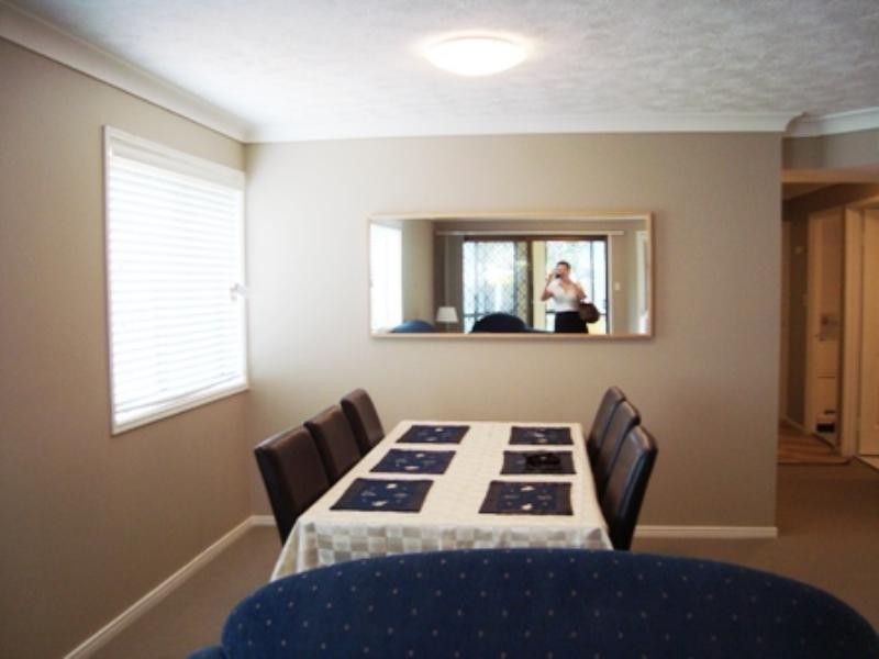 1/5 Old Burleigh Road, Broadbeach QLD 4218