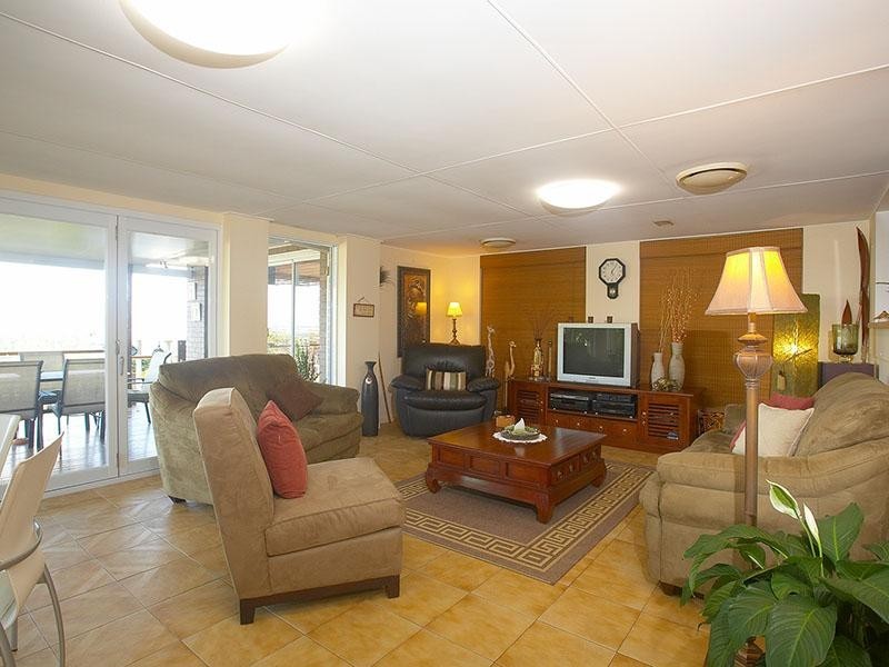 72 Skyline Terrace, Burleigh Heads QLD 4220