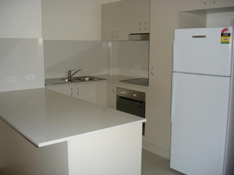 26/6-10 Rose Street, Southport QLD 4215