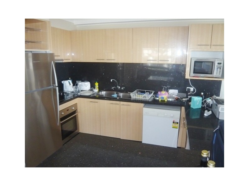 28/304 “Long Beach” Northcliffe Terrace, Surfers Paradise QLD 4217