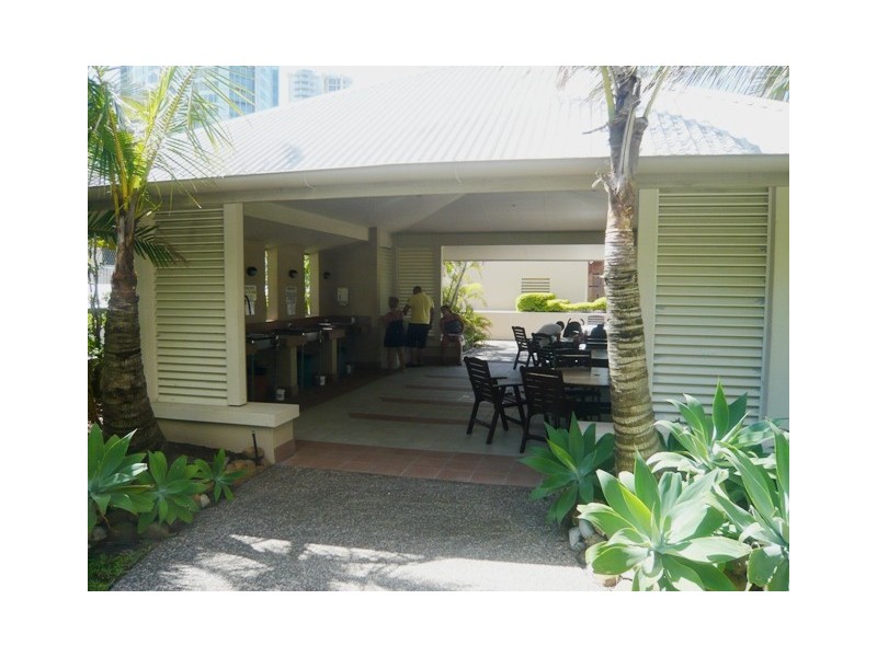 28/304 “Long Beach” Northcliffe Terrace, Surfers Paradise QLD 4217