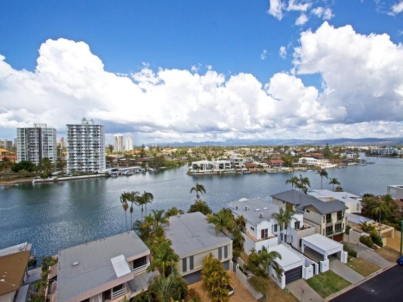 Chevron Island QLD 4217