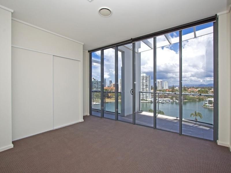 Chevron Island QLD 4217