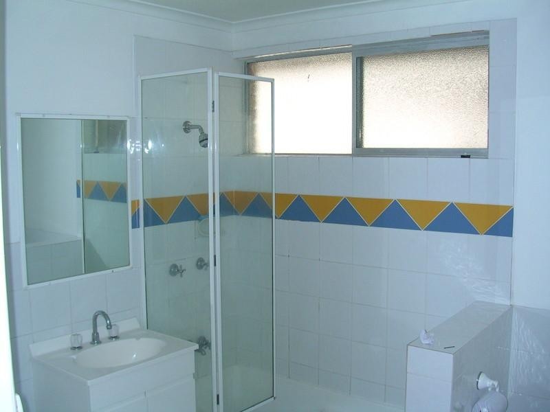 94 Seagull Avenue, Mermaid Beach QLD 4218