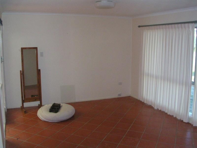 94 Seagull Avenue, Mermaid Beach QLD 4218