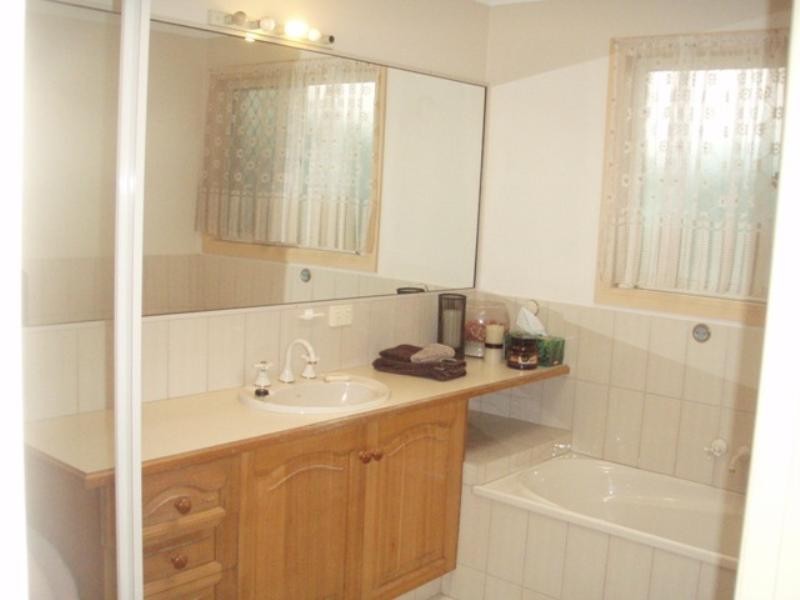 28 William Street, Mermaid Beach QLD 4218