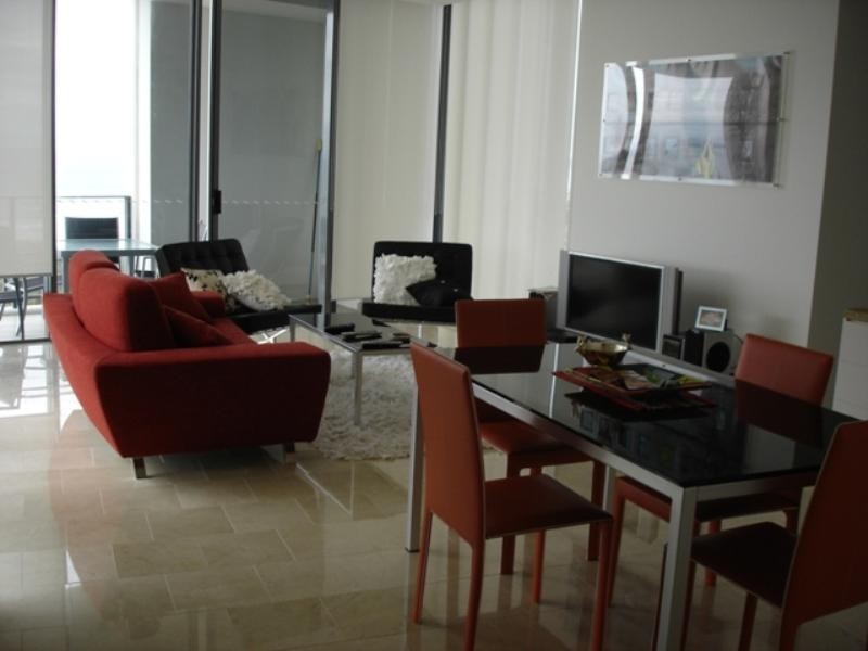 30/173 Old Burleigh Road, Broadbeach QLD 4218