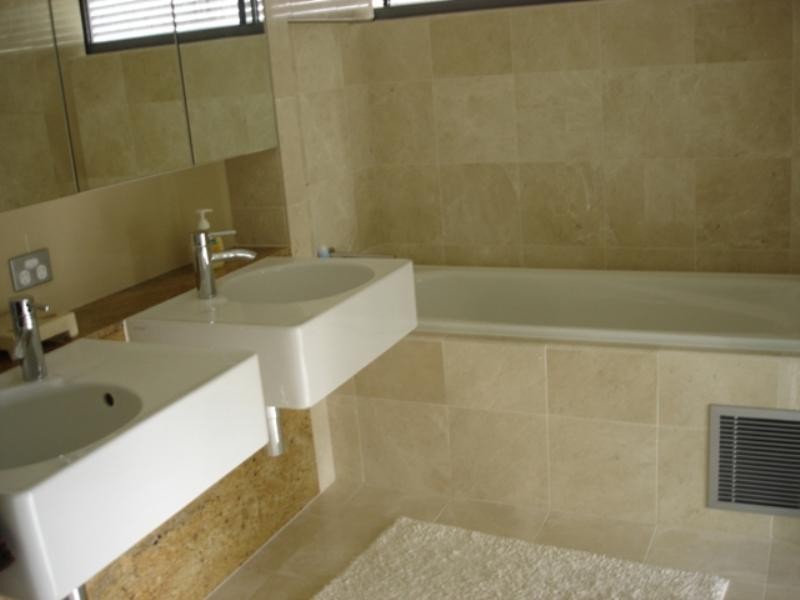 30/173 Old Burleigh Road, Broadbeach QLD 4218