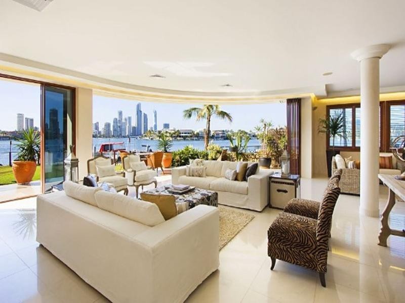 12 Korong Street, Southport QLD 4215