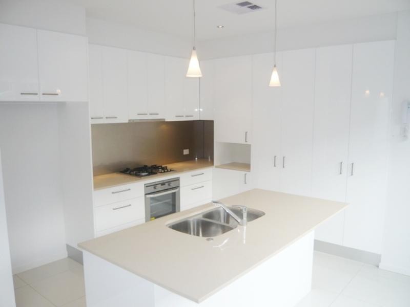 1/4 Cedar Court, Burleigh Heads QLD 4220