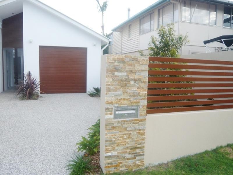 1/4 Cedar Court, Burleigh Heads QLD 4220