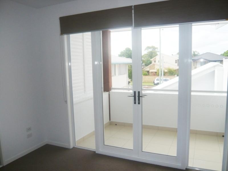 1/4 Cedar Court, Burleigh Heads QLD 4220