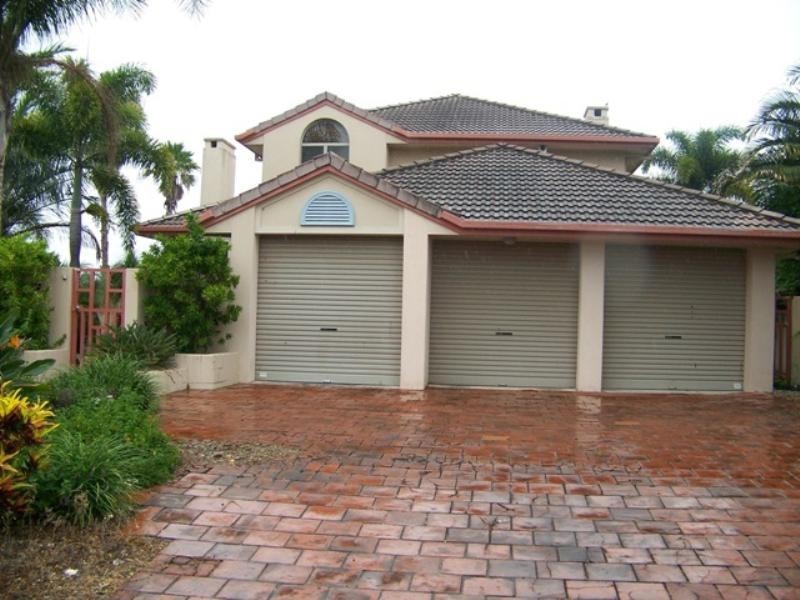 17 Key Biscayne, Clear Island Waters QLD 4226