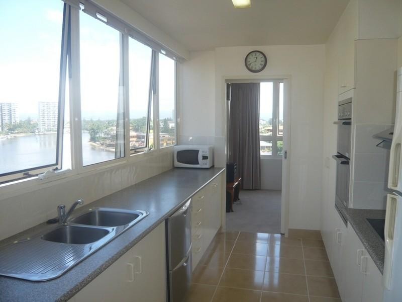 4E/2 ‘Condor’, Riverview Parade, Surfers Paradise QLD 4217