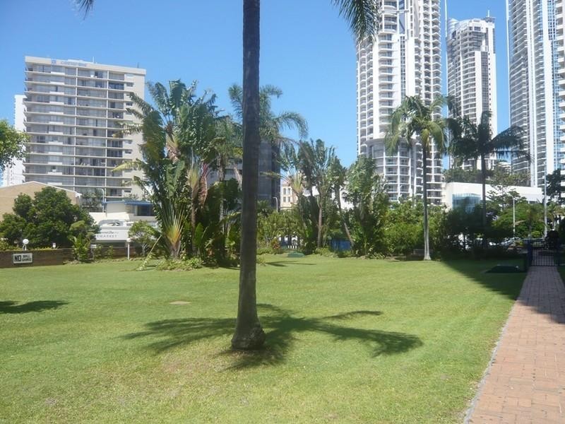 4E/2 ‘Condor’, Riverview Parade, Surfers Paradise QLD 4217