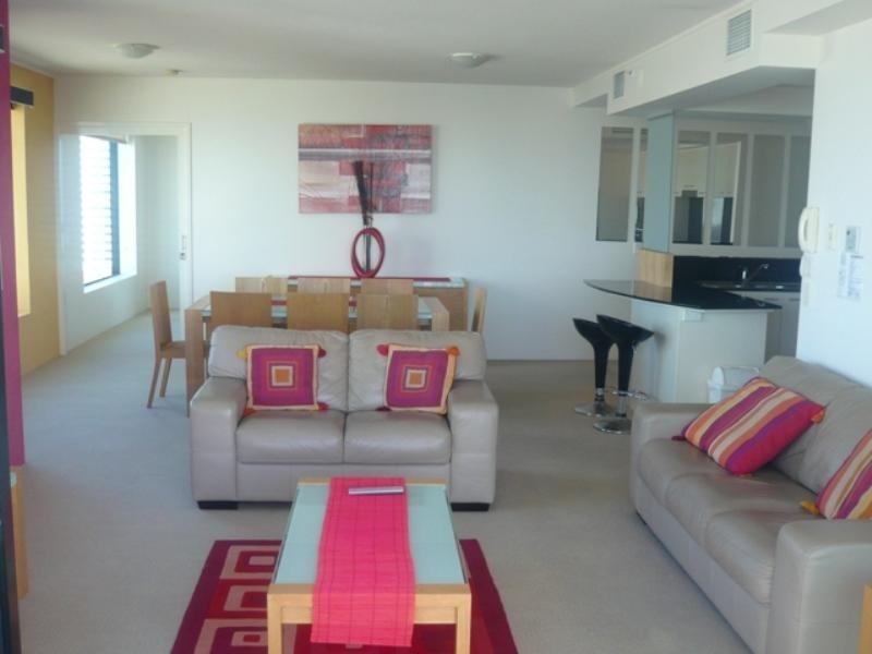 Apt 1106 Gold Coast Highway, Broadbeach QLD 4218