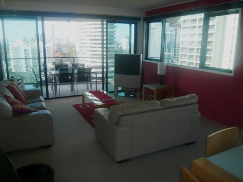 Apt 1106 Gold Coast Highway, Broadbeach QLD 4218