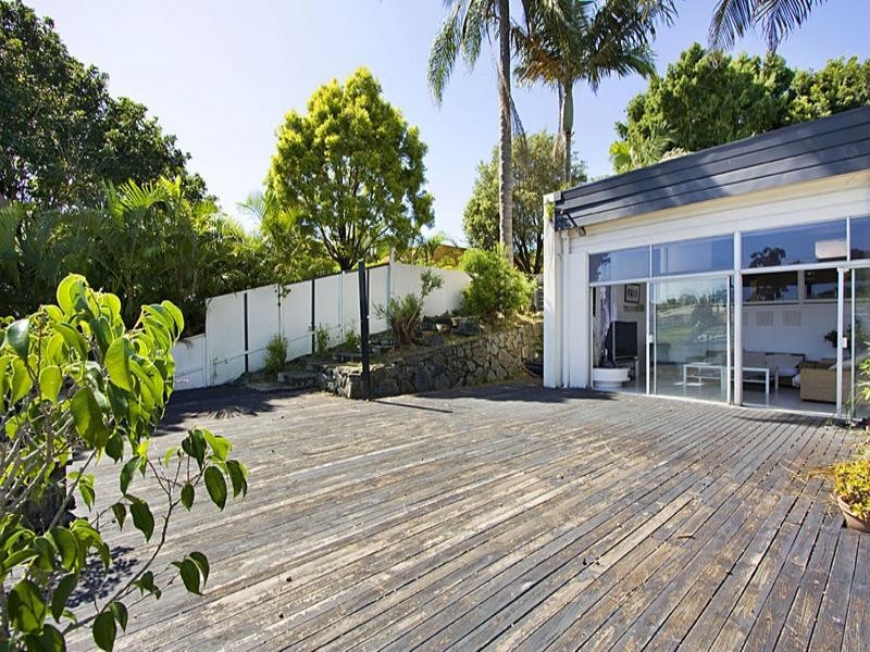 175 Monaco Street, Broadbeach Waters QLD 4218