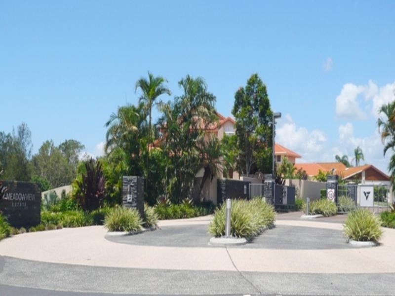 12 Meadowview Drive, Carrara QLD 4211