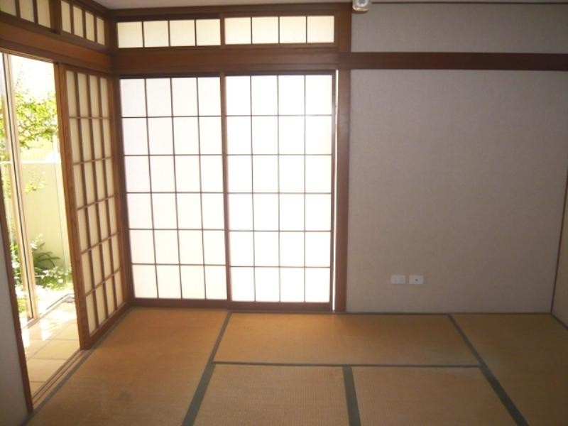 12 Meadowview Drive, Carrara QLD 4211