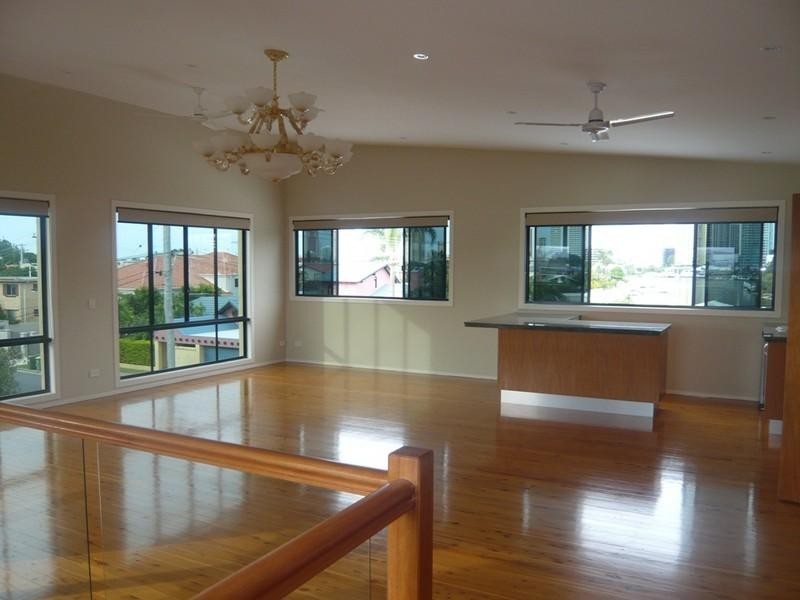 22 Sunrise Boulevard, Surfers Paradise QLD 4217