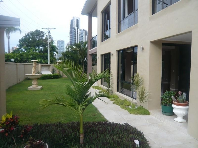 22 Sunrise Boulevard, Surfers Paradise QLD 4217