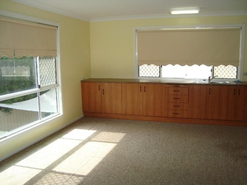 3 Scarborough Street, Southport QLD 4215