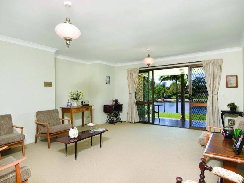 Broadbeach Waters QLD 4218
