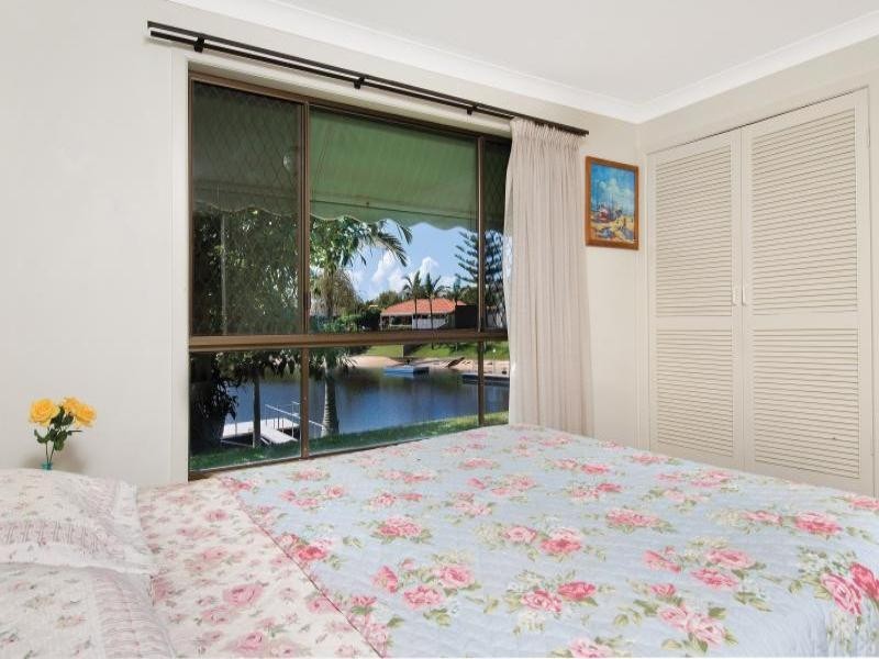 Broadbeach Waters QLD 4218