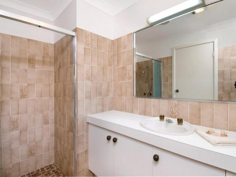 Broadbeach Waters QLD 4218