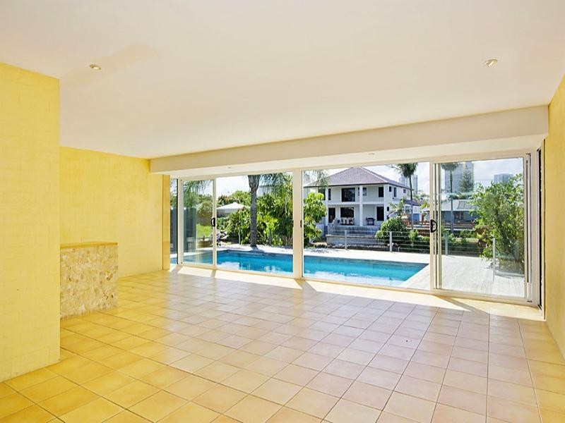 6 Flamingo Key, Broadbeach Waters QLD 4218