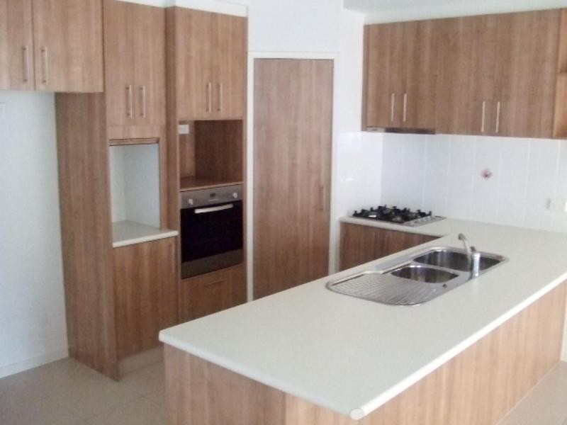 2/35 Meridien Avenue, Varsity Lakes QLD 4227