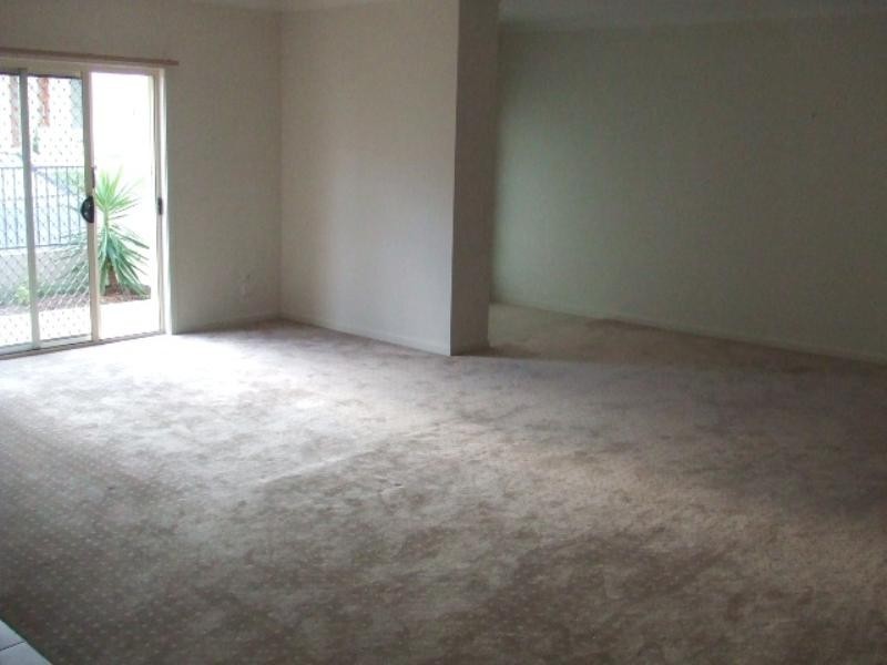 2/35 Meridien Avenue, Varsity Lakes QLD 4227