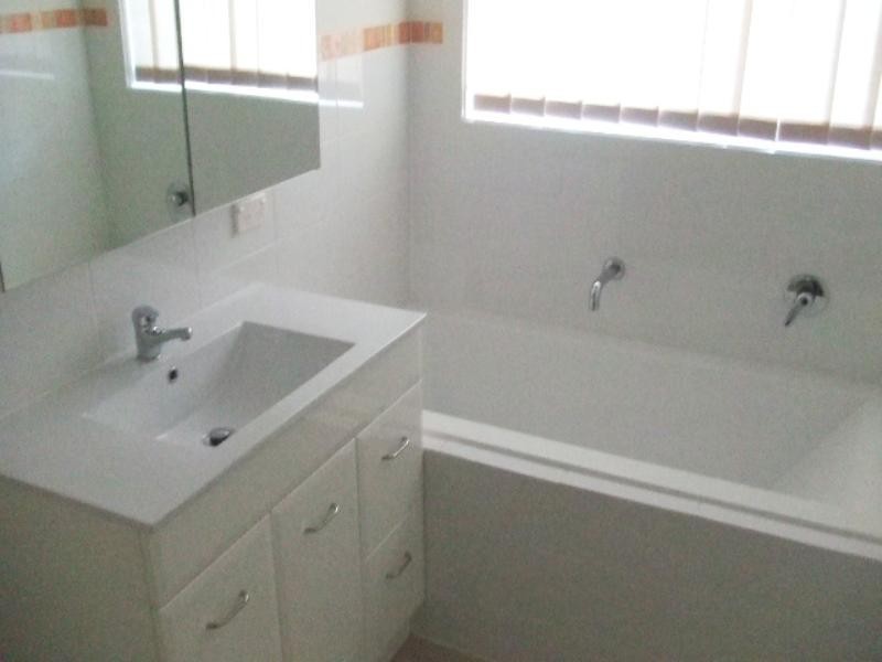 2/35 Meridien Avenue, Varsity Lakes QLD 4227