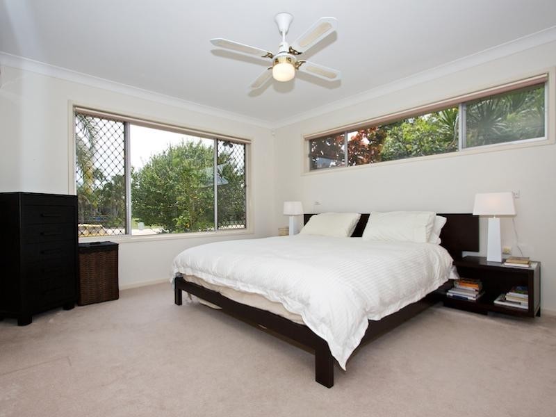 Broadbeach Waters QLD 4218