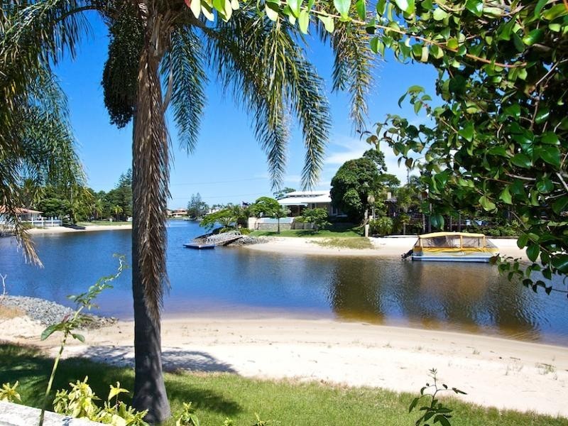 Broadbeach Waters QLD 4218