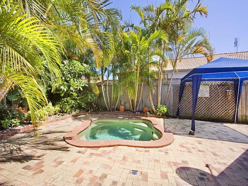 Varsity Lakes QLD 4227