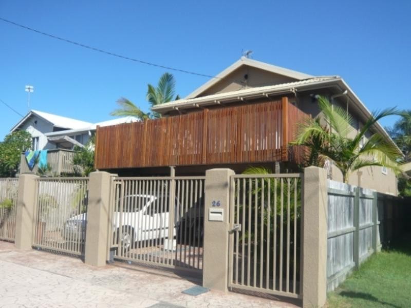 26 Sunbrite Avenue, Mermaid Beach QLD 4218