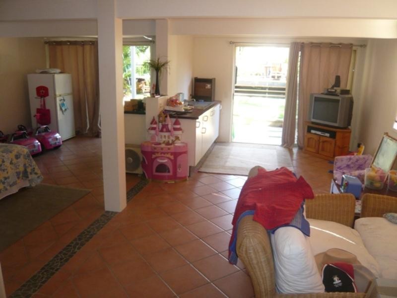 26 Sunbrite Avenue, Mermaid Beach QLD 4218