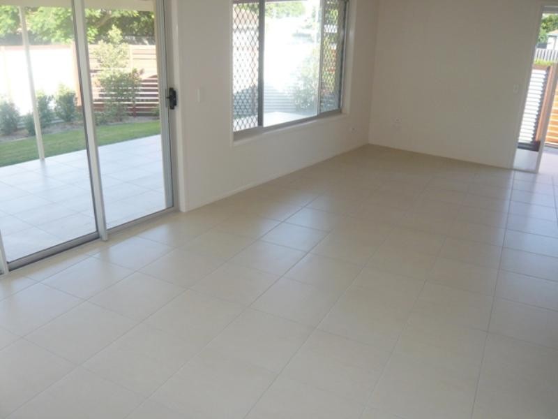 56 Sunshine Parade, Miami QLD 4220